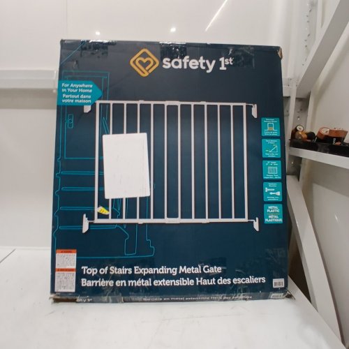 SAFETY 1ST TOP OF STAIRS EXPANDING METAL BABY/PET GATE ADJUSTABLE - 27" - 42" X 28" - WHITE (MODEL: GA090CWHOF2) image 3