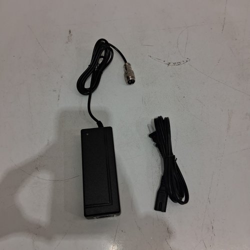 LITHIUM-ION BATTERY CHARGER - SMART CHARGER FOR ELECTRIC GOLF CADDIES - 14.4V /16.8V OUTPUT, 3A – BLACK image 3
