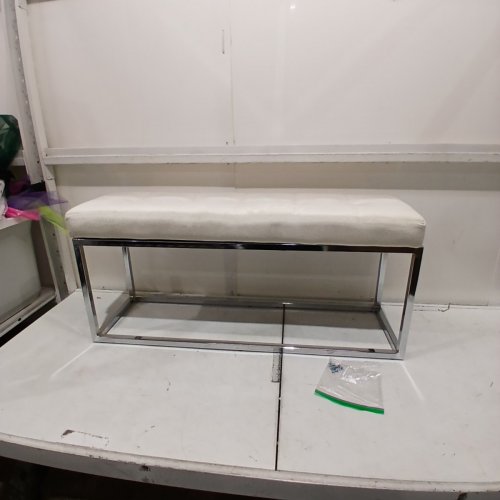 PLATA IMPORT UPHOLSTERED BENCH - 40" - WHITE AND SILVER image 2