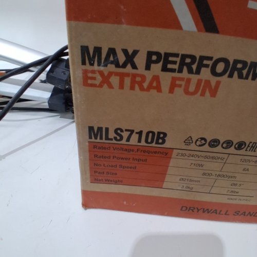 MAXXT LIGHTWEIGHT DRYWALL SANDER/POPCORN CEILING REMOVAL TOOL - 5.6FT -BLACK AND ORANGE (MODEL: MLS710B) image 3