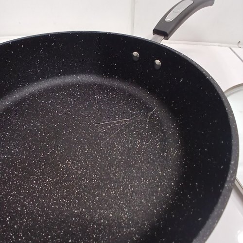 STARFRIT THE ROCK 5QT/12" DEEP FRY PAN WITH LID image 3