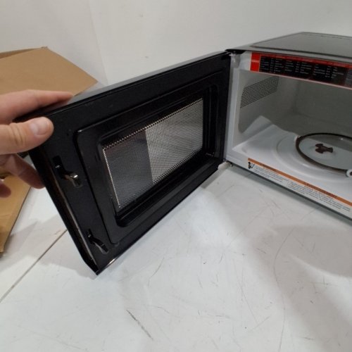 GALANZ RETRO STYLE COUNTERTOP MICROWAVE OVEN - 0.7CU.FT - BLACK (MODEL: GLCMKZ07BKR07) image 5