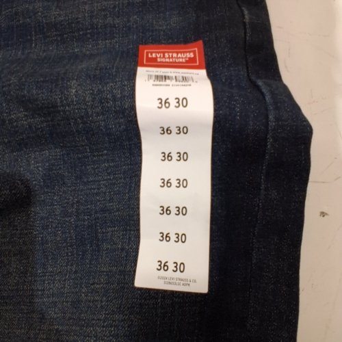 MEN'S LEVI STRAUSS & CO. PREMIUM FLEX RELAXED STRAIGHT FITTING JEANS - 36W X 30 L - INDIGO (MODEL: 58985-0099) image 3