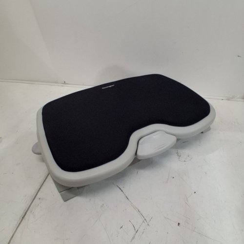KENSINGTON SMARTFIT SOLEMATE ADJUSTABLE MEMORY FOAM FOOT REST - GREY/BLACK - (MODEL: K56144USF) image 2