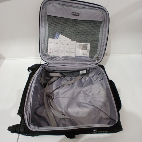 TRAVELPRO MAXLITE 5 SOFTSIDE EXPANDABLE CARRY-ON SPINNER LUGGAGE - 21" - BLACK image 4