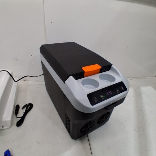 PORTABLE ELECTRIC COOLER BOX - (ITEM: US32040220/AQ-22L) image 4