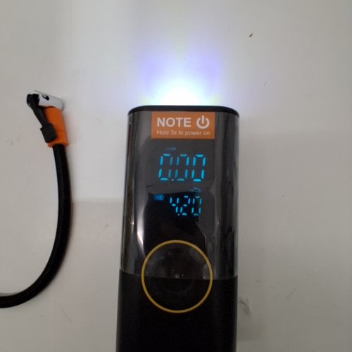 HIKARI WINGS PORTABLE WIRELESS/CORDLESS INFLATABLE AIR COMPRESSOR PUMP/INFLATOR KIT WITH LED LIGHT - 20000MAH - 150PSI - BLACK (MODEL: H-JN-8113) image 2