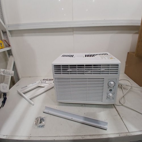 GE APPLIANCES ELECTRONIC WINDOW AIR CONDITIONER - 5,000 BTU - 150SQ.FT - WHITE (MODEL: AWAS05BWFC) image 3