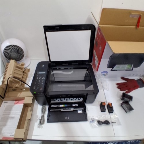 CANON PIXMA WIRELESS ALL-IN-ONE PRINTER - BLACK - (MODEL: TR4725) image 3