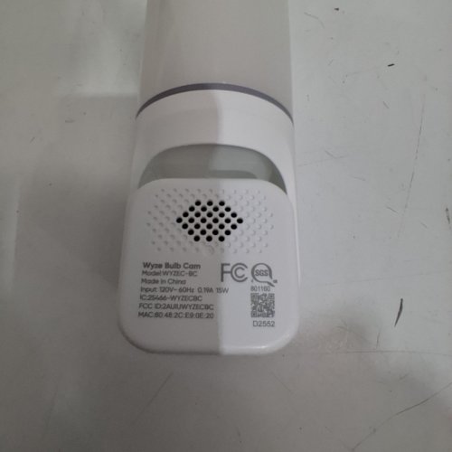 WYZE OUTDOOR COLOUR NIGHT VISION MOTION DETECTION SIREN ALARM BULB CAM - 800 LM; E26 SOCKET - WHITE (MODEL: WYZEC-BC) image 4