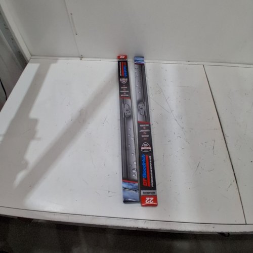 2PK BFGOODRICH PREMIUM BEAM WIPER BLADES - 22" - BLACK (MODEL: 2013862) image 2