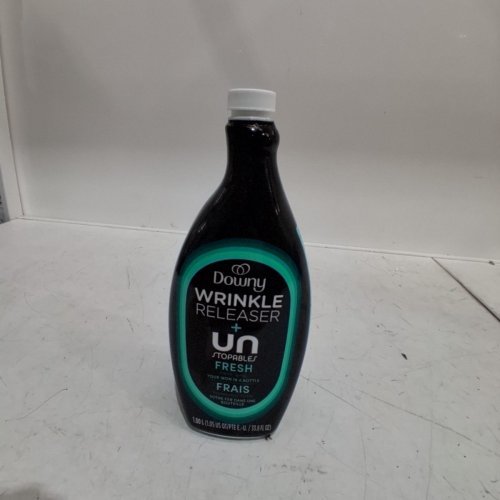DOWNY WRINKLE RELEASER + UNSTOPABLES FRESH FABRIC SPRAY - 1 L image 3