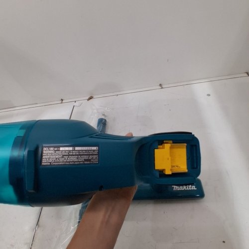 MAKITA LXT CORDLESS VACUUM CLEANER *TOOL ONLY* - 18V/46CFM/3.6KPA - 650ML CAPACITY - BLUE (MODEL: DCL180ZX) image 3