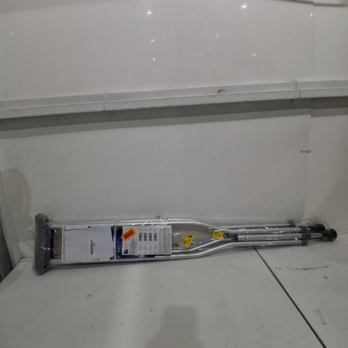 MEDLINE GUARDIAN STANDARD ALUMINUM ADJUSTABLE CRUTCHES - 5.2FT TO 5.10FT - ALUMINUM (MODEL: MDSV80535) image 4