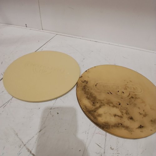 2PC NAPOLEON GRILLS COMMERCIAL 10" PERSONAL SIZED PIZZA STONE/BAKING SET - BEIGE (MODEL: 70000) image 2