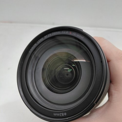 CANON RF24-70 MM F2.8L IS USM LENS, STANDARD ZOOM LENS, COMPATIBLE WITH EOS R SERIES MIRRORLESS CAMERAS image 3