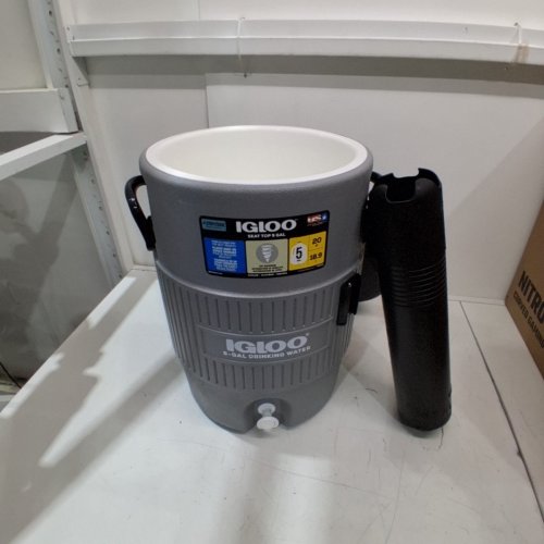 IGLOO SEAT TOP BEVERAGE COOLER DISPENSER, 5 GALLON (20QT) - GREY image 2