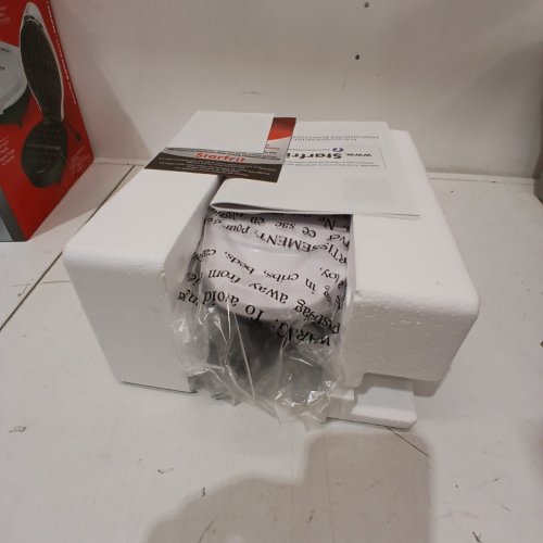 STARFRIT ELECTRIC WAFFLE MAKER - WHITE (MODEL: 024422 (S6209)) image 2