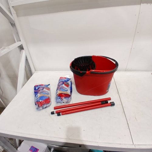 VILEDA SUPER TWIST XL MOP & BUCKET SYSTEM - RED/BLACK, (MODEL:167703) image 2