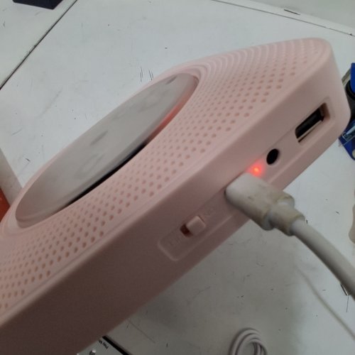 PORTABLE CD PLAYER WITH BLUETOOTH AND SPEAKERS - 5 V- 2A - PINK (MODEL: Y-01) image 2