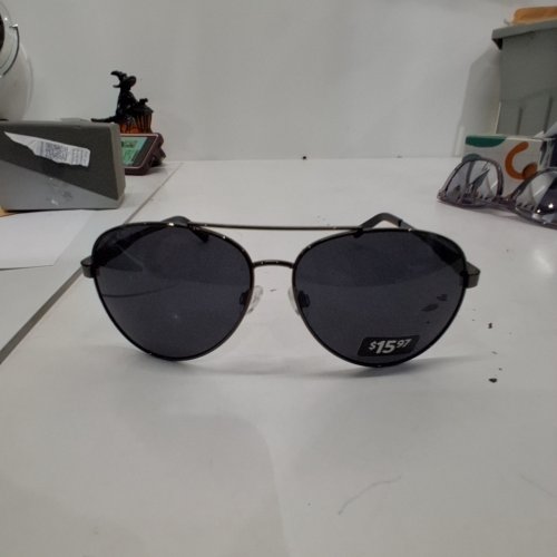 ADULTS PUNCH WIDE FRAME AVIATOR STYLE SUNGLASSES - BLACK (STYLE: 25025087GM) image 2