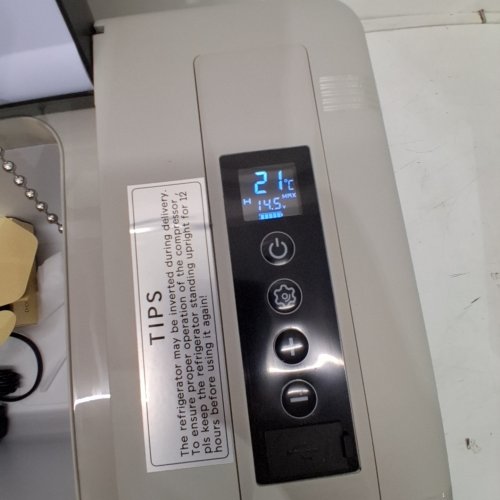 EUHOMY PORTABLE CAR REFRIGERATOR WITH APP CONTROL - 18L - 12V - FROM -4° TO 68°F - BLACK/GREY (MODEL: CFC-18 / CF004-18BL-CAEH) image 2