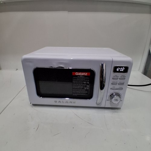 GALANZ RETRO STYLE COUNTERTOP MICROWAVE OVEN - 0.7CU.FT. - WHITE (MODEL: GLCMKZ07WER07) image 2