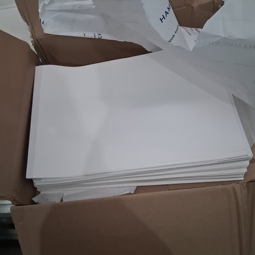 250 SHEET HAMMERMILL 100LB PREMIUM CARDSTOCK, 100 BRIGHT, 18" X 12" image 2
