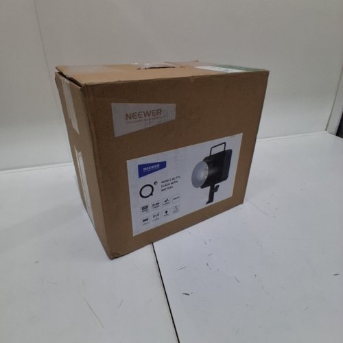 NEEWER 2.4G TTL OUTDOOR STUDIO FLASH WITH APP CONTROL AND CARRYING CASE *LIGHT ONLY*- 400WS, 1/8000 HSS, 3000MAH BATTERY - BLACK - (MODEL: Q4) image 4