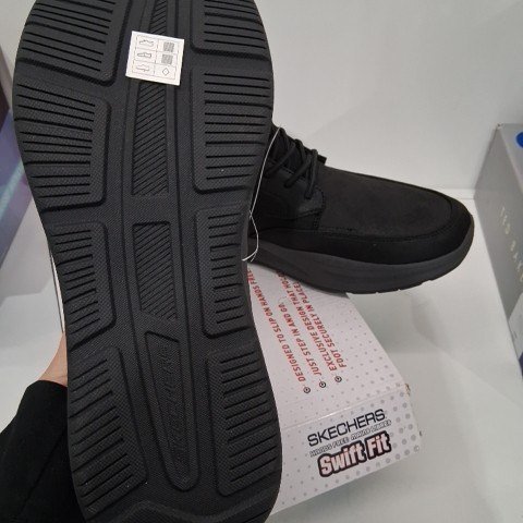 SKECHERS MEN'S STANTON BUNGEE SHOE WITH SWIFT FIT - SIZE 13 - BLACK (MODEL: 1968313) image 4