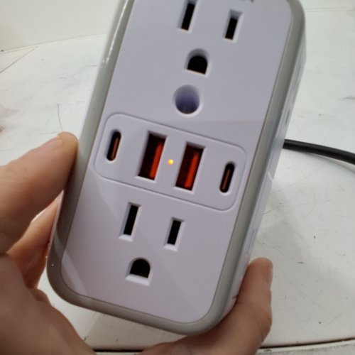 JCBLAON 3SIDED 6 OUTLETS POWER STRIP WITH 4 USB OUTLET & 2 USB A + 2 USB C- WHITE (MODEL:SE660-CUQ) image 2