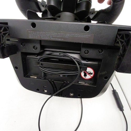 LOGITECH G923 RACING STEERING WHEEL FOR XBOX/PC *WHEEL ONLY* - BLACK image 4