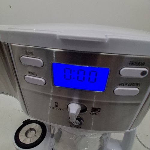 HAMILTON BEACH PROGRAMMABLE DRIP COFFEE MAKER & SINGLE SERVE MACHINE-WAY -12 CUP (MODEL: 49933) image 2