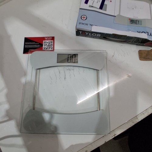 TAYLOR BATTERY OPERATED STAINLESS STEEL ACCURATE DIGITAL GLASS SCALE - CLEAR (MODEL: 7549) image 2