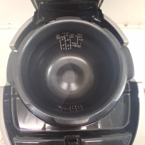 CUCKOO twin pressure digital touch control rice & pressure cooker - 12-cup (cooked) capacity - lumi silver (model: CRP-PHTR0609F) image 5