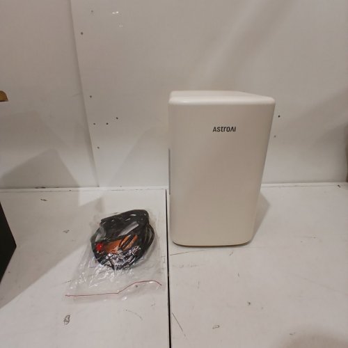 ASTRO AI PORTABLE COOLER/WARMER MINI FRIDGE - HOLDS 8 CANS (6L) - BEIGE (MODEL: LY2206A) image 4