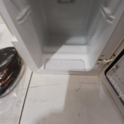 ASTRO AI PORTABLE COOLER/WARMER MINI FRIDGE - HOLDS 8 CANS (6L) - BEIGE (MODEL: LY2206A) image 5