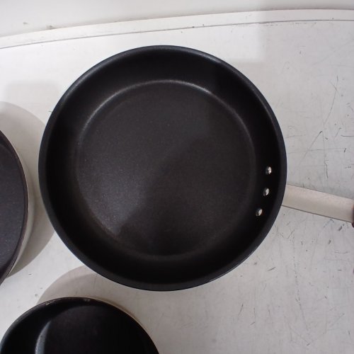 3PC LAGOSTINA RISTORANTE PROFESSIONAL 3PLY CLAD PLASMA NON-STICK SKILLET SET - 8"/10"12" - BLACK/STAINLESS STEEL (MODEL: L888040103) image 4
