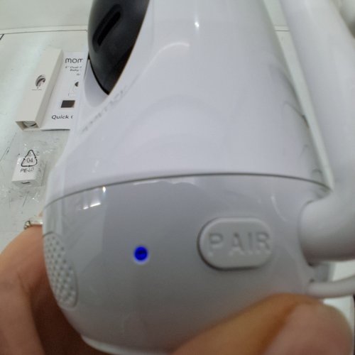 MOMCOZY SMART WIFI BABY 5" MONITOR WITH CAMERA AND AUDIO WITH WALL MOUNT, MOTION & CRY DETECTION - 1080P - WHITE - (MODEL:BM04) image 3