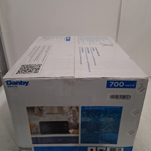 DANBY COUNTERTOP MICROWAVE - 0.7 CU.FT. - BLACK (MODEL: DBMW0721BBB) image 3