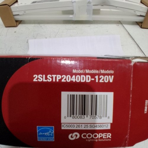 METALUX RESIDENTIAL LINEAR WHITE INTEGRATED LED STRIP LIGHT - 2FT - 2000 LM 4000 K - WHITE (MODEL: 2SLSTP2040DD-120 V) image 6