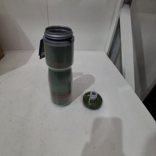 CAMELBACK PODIUM CHILL INSULATED BIKE/SPORTS WATER BOTTLE - 24 OZ - FERN GREEN - (MODEL: H25063) image 2