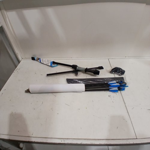 IMAY RECURVE BEGINNER BOW AND ARROWS SET - WITH 9 ARROWS - 45"/18 LBS - BLACK\BLUE image 2