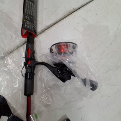 UGLY STICK CARBON SERIES SPINNING ROD AND REEL COMBO - 6FT 6" - RED image 4