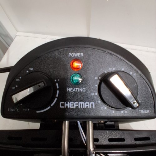 CHEFMAN JUMBO SIZE DEEP FRYER WITH TEMPERATURE CONTROL - 4.5QT - STAINLESS STEEL/BLACK (MODEL: RJ07-45-SS) image 2