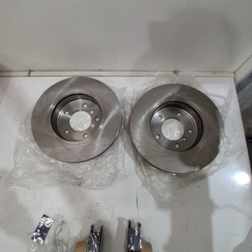 3PC A-PREMIUM PLAIN VENTED FRONT BRAKE ROTOR & BRAKE PADS - FITS SELECT MODELS (MODEL: BRR34173/BPD78100) image 9