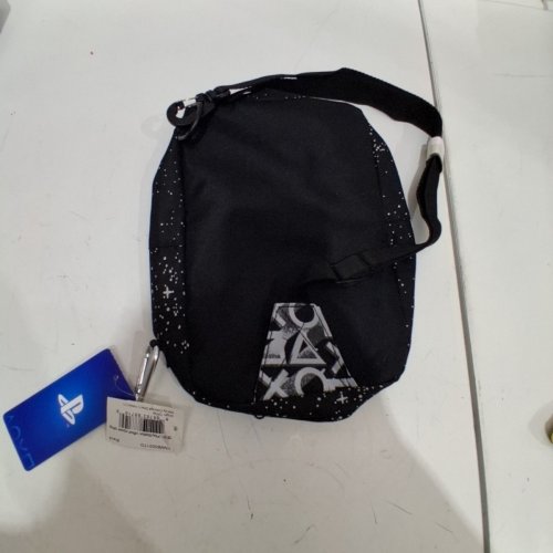 CONCEPT ONE PLAYSTATION OFFSET ZIPPER SLING BAG - BLACK/BLUE/GREY (ITEM: YNMB0001TG) image 5
