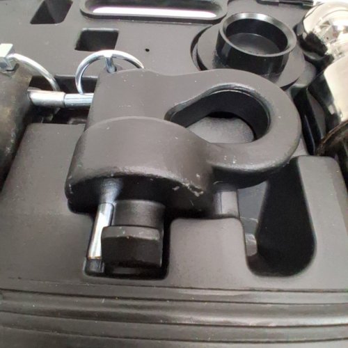 CURT FACTORY-STYLE GOOSENECK BALL AND SAFETY CHAIN ANCHOR KIT - PUCK SYSTEM COMPATIBLE WITH CHEVY, FORD, GMC, AND NISSAN- 38,000LBS - 2-5/16" BALL - SILVER/BLACK (MODEL: 60639) image 8