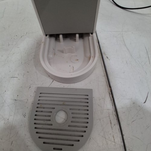 KEURIG K-SLIM SINGLE SERVE COFFEE MAKER - WHITE image 4