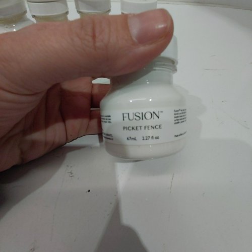 8 FUSION MINERAL PAINT JARS - 67 ML EACH - PICKET FENCE image 3